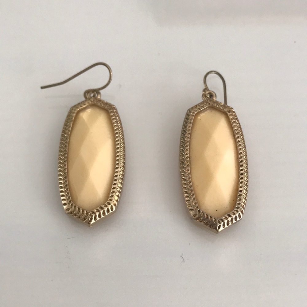 Francesca’s Cream Dangly Earrings